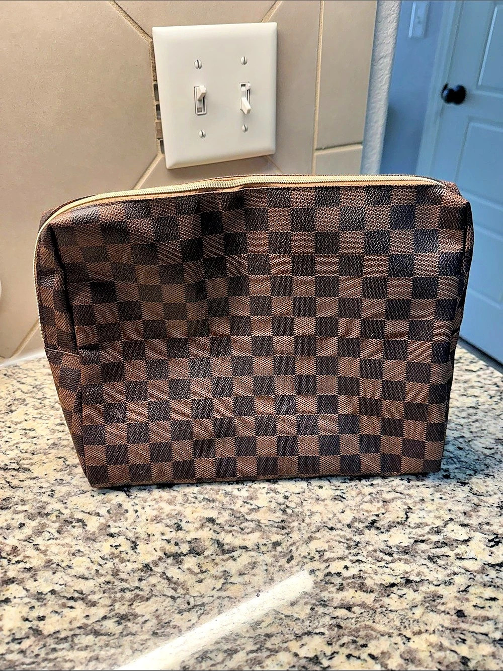 Toiletry Pouch Brown